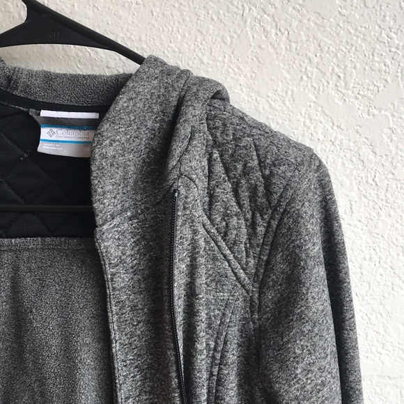 Columbia Women’s Heather Gray Jacket - Picture 4 of 5